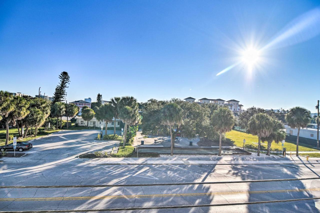 Coastal Sea Side Townhome - Walk To Beach! 克利尔沃特 外观 照片