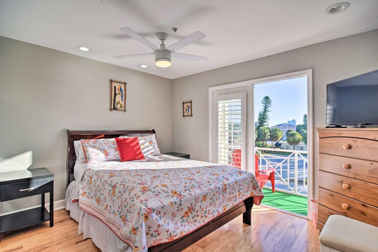 Coastal Sea Side Townhome - Walk To Beach! 克利尔沃特 外观 照片